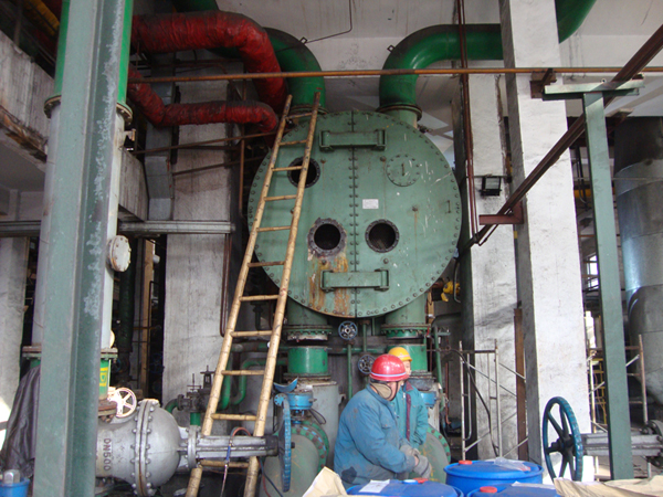 汽轮机凝汽器清洗