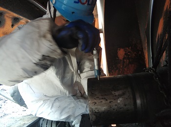 斗轮机主轴紧定套位磨损在线修复