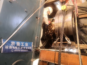 180-120辊压机轴承位磨损在