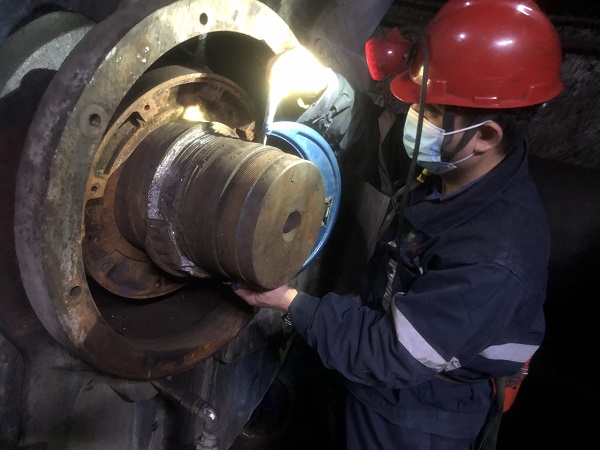 煤矿瓦斯泵轴磨损现场修复方法