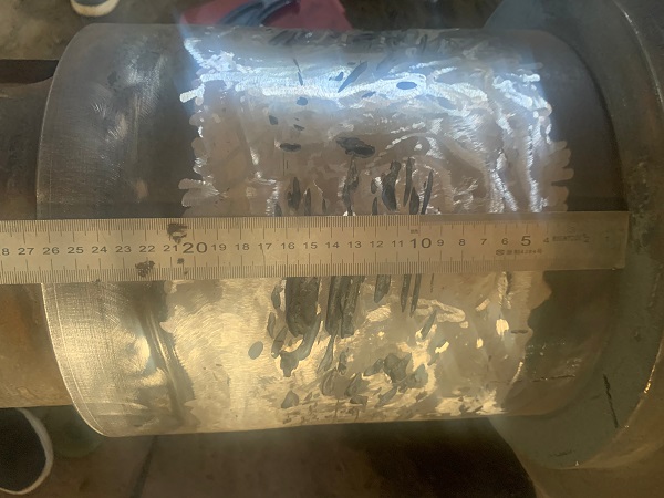 废钢破碎机轴承位在线修复方法