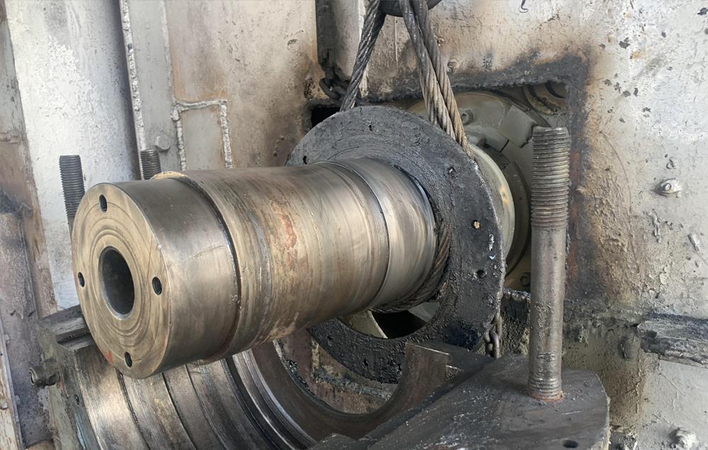矿山破碎机轴在线修复